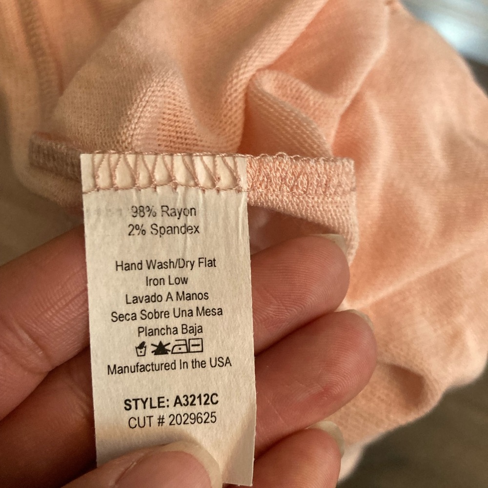 Chris & Carol Lightweight Pink Cardigan - Picture 5 of 5